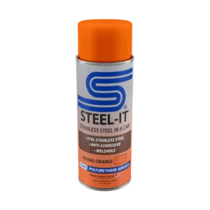 Farba poliuretanowa w sprayu STEEL-IT 1350D Signal Orange 340g – antykorozyjna powłoka ze stalą nierdzewną 316L w kolorze pomarańczowym bezpieczeństwa.